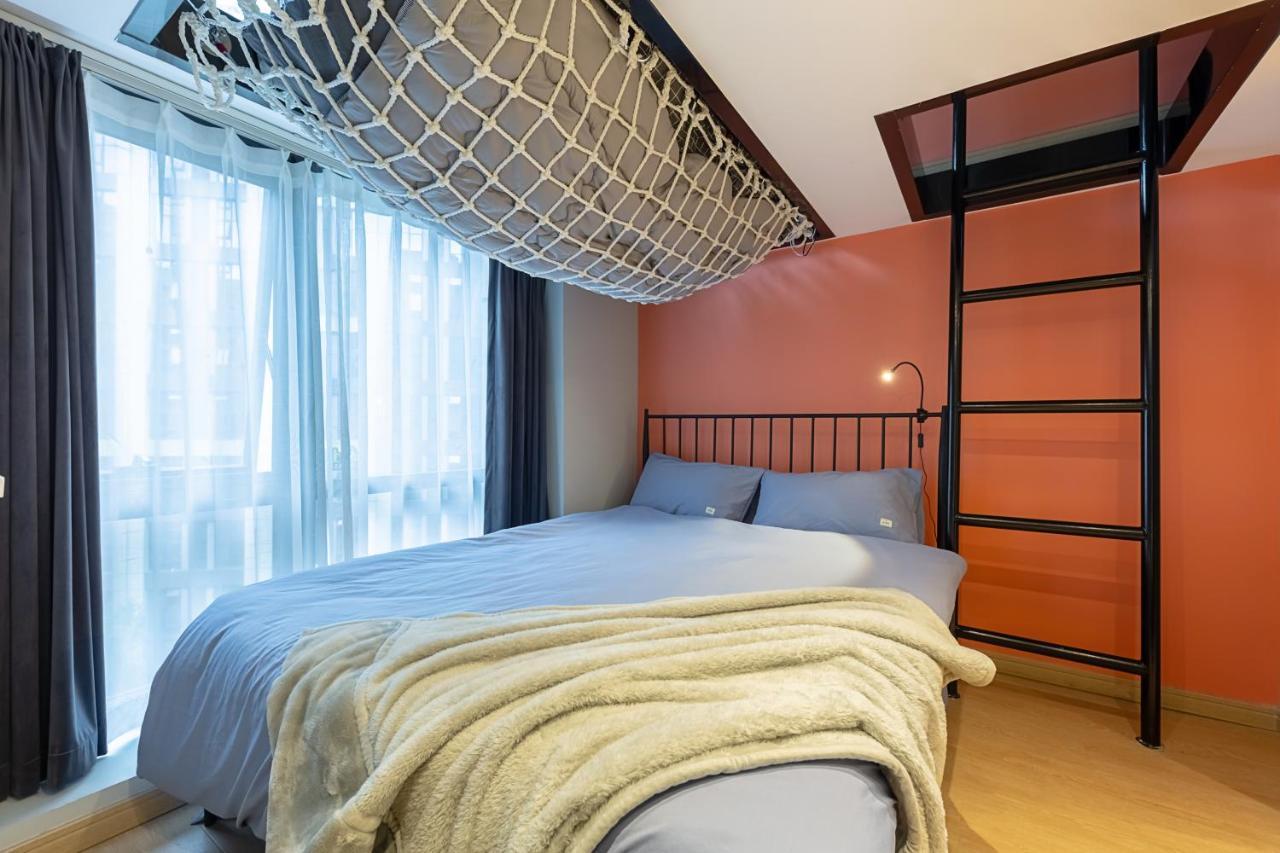 Loft Apartment With Slide Hammock With Movie Viewing 항저우 외부 사진